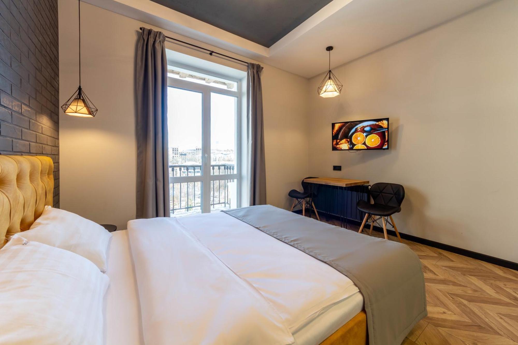 Self Check-In Apartments Kiev Eksteriør billede